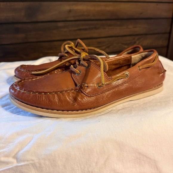 Frye Quincy Boat Shoes Wmns Size 6 Leather Flats - Picture 3 of 6